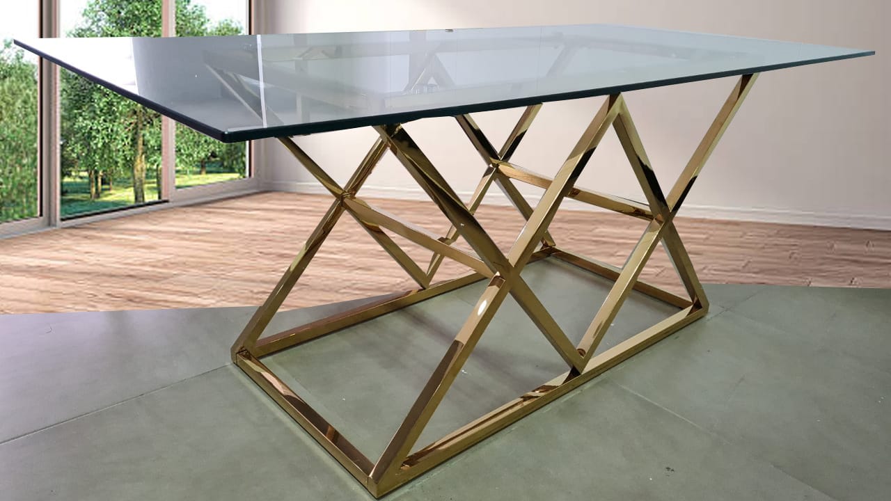 Gilio Dining Table 