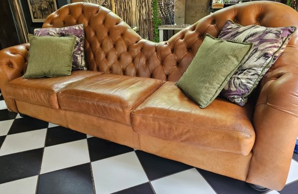 Full Leather Designer Couch Wiskey