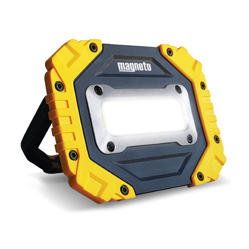 MAGNETO COMPACT FLOODLIGHT